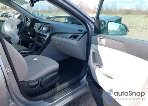 2015 Hyundai Sonata Se из США, поврежденный, VIN 5NPE24AF5FH217386